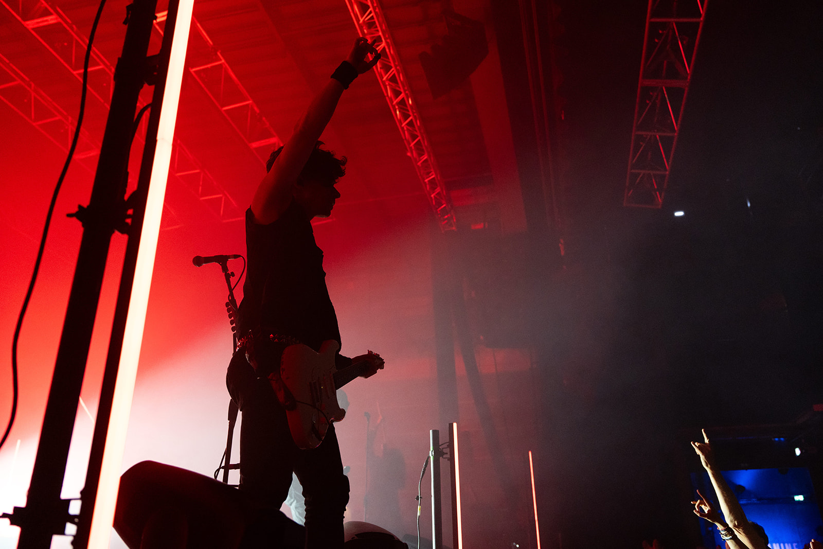 System of Mercy – scène sombre et froide